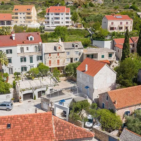 Villa Balarin - Five Bedroom With Terrace And View