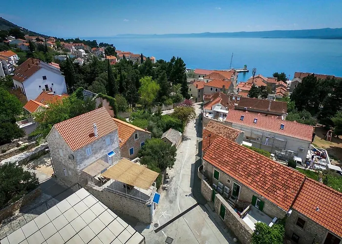 Balarin - Five Bedroom With Terrace And View فيلة بول