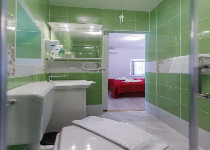 فيلة Balarin - Five Bedroom With Terrace And View *
